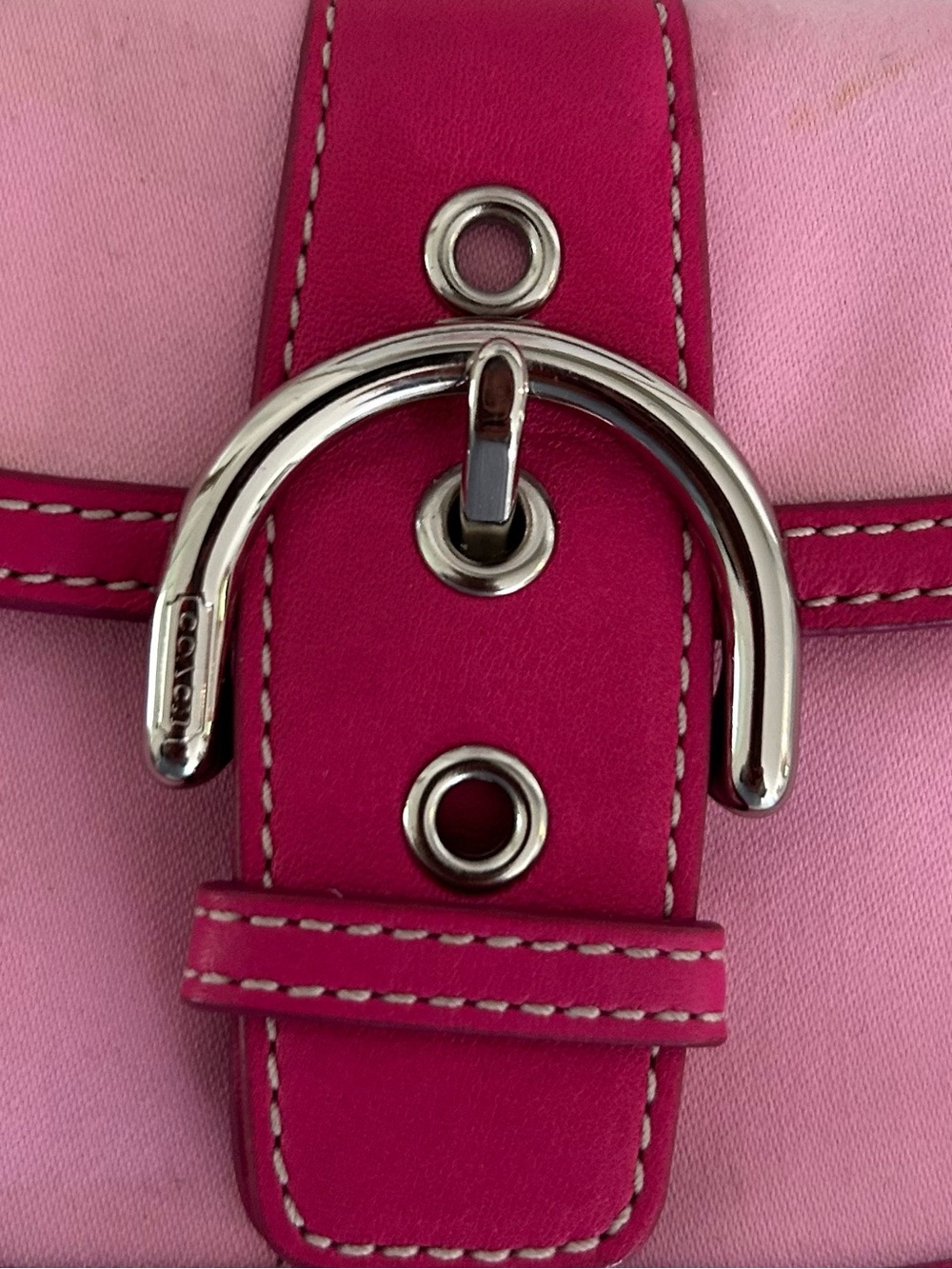 Coach Vintage Y2K Pink Canvas Leather Buckle Wristlet Clutch Bag - Picture 10 of 12